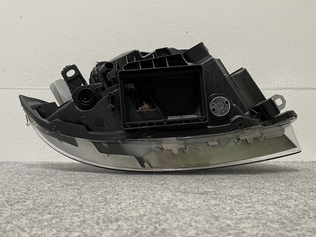 新品!1シリーズ E87 純正 左 ヘッドライト/ランプ キセノン HID VALEO 7159303-17 63117159303 BMW(140025)