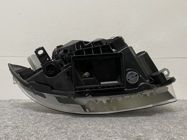 新品!1シリーズ E87 純正 左 ヘッドライト/ランプ キセノン HID VALEO 7159303-17 63117159303 BMW(140026)