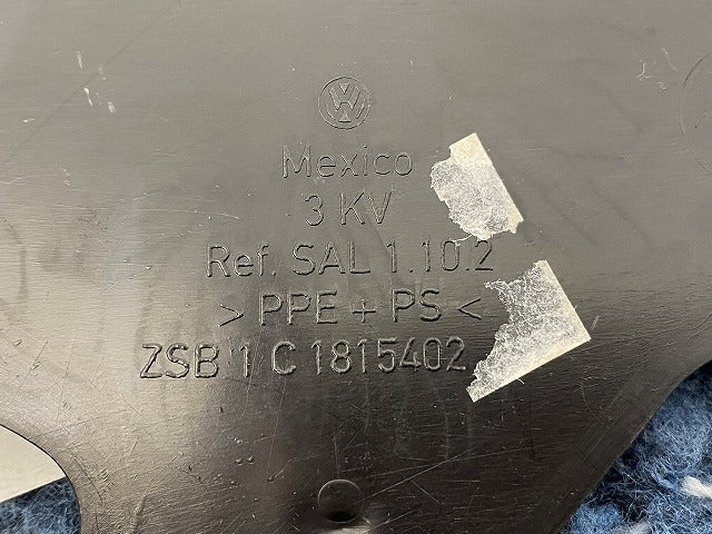 新品!ニュービートル 9C 系 純正 右 ダッシュボードカバー 1 C 1815402 1C0819402D62J 未塗装 フォルクスワーゲン(140041)