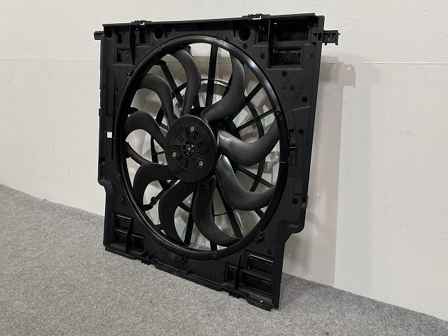 新品!X3 G01 純正 電動ファン 8472314 17428472314 素地 BMW(140057)