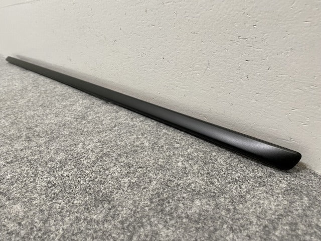 新品!X5 E70 純正 右 フロント ドア モール/プロテクター 51 13 8 036 788 51137903858 未塗装 BMW(140094)