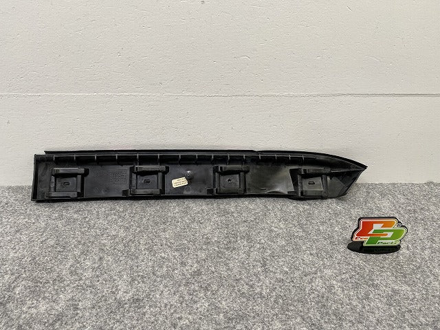新品!ジェッタ 1K系/2006-2011 純正 右 リア バンパーブラケット 1K5 807 394 1K5807394 素地 フォルクスワーゲン(140104)