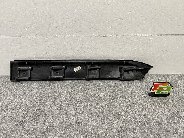 新品!ジェッタ 1K系/2006-2011 純正 右 リア バンパーブラケット 1K5 807 394 1K5807394 素地 フォルクスワーゲン(140106)