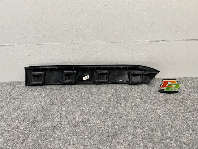 新品!ジェッタ 1K系/2006-2011 純正 右 リア バンパーブラケット 1K5 807 394 1K5807394 素地 フォルクスワーゲン(140108)
