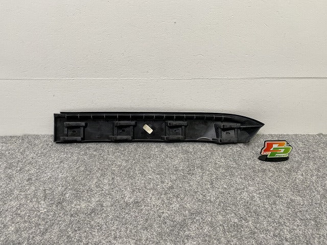 新品!ジェッタ 1K系/2006-2011 純正 右 リア バンパーブラケット 1K5 807 394 1K5807394 素地 フォルクスワーゲン(140109)