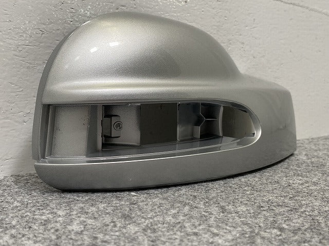 新品!Vクラス W639/1996-2003 純正 右 ドアミラー カバー 2326.35.018 D A63981105619744 シルバー メタリック メルセデスベンツ(140117)