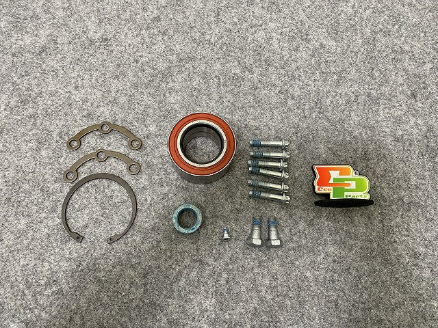 新品!Eクラス W210/1995-2002 純正 ハブベアリングキット Z-572506.05 713667880 メルセデスベンツ(140119)
