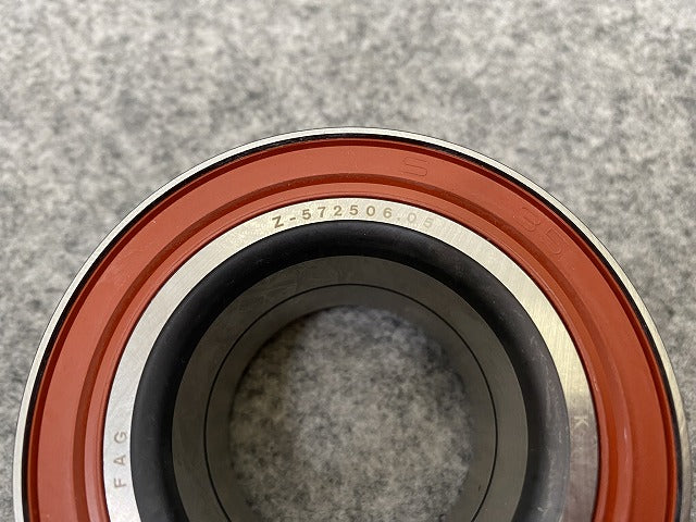 新品!Eクラス W210/1995-2002 純正 ハブベアリングキット Z-572506.05 713667880 メルセデスベンツ(140121)