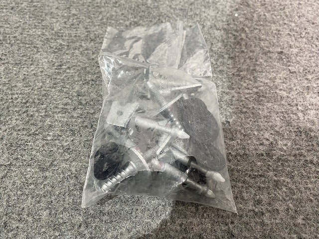 新品!A8(D3) 4E系 純正 リア バンパー 4E0 807 511A 4E0807303EGRU サフ アウディ(140143)