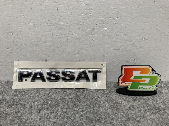 新品!パサート 3B/1997~2005 純正 リア エンブレム 3B0853687739 3B0853687739 フォルクスワーゲン(140159)