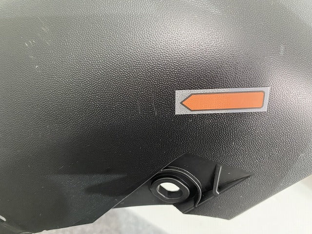 新品!パサート 3B系 純正 リア バンパースポイラー 3B9 807 521 3B9807521B41 素地 フォルクスワーゲン(140165)