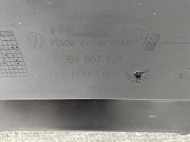 新品!パサート 3B系 純正 リア バンパースポイラー 3B9 807 521 3B9807521B41 素地 フォルクスワーゲン(140166)