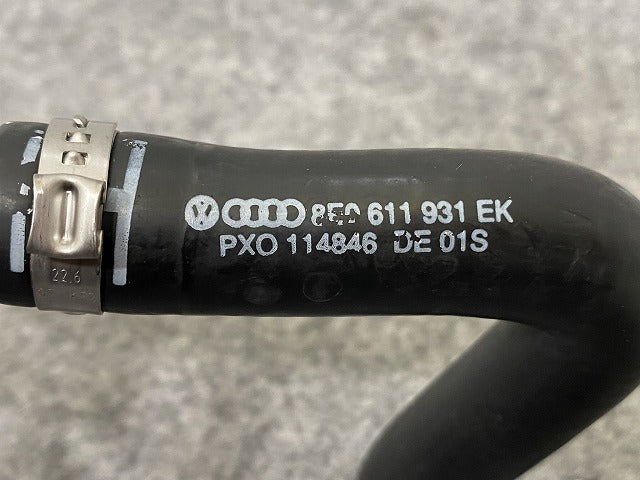 新品!A4 8E系 純正  バキューム パイプ 8E0 611 931 EK 8E0611931EK アウディ(140189)