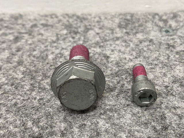 新品!カレラ 996T/997T/997T2 純正  テンショナーレバー 996 115 113.71 99611591371 ポルシェ(140190)