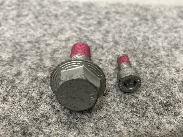 新品!カレラ 996T/997T/997T2 純正  テンショナーレバー 996 115 113.71 99611591371 ポルシェ(140191)