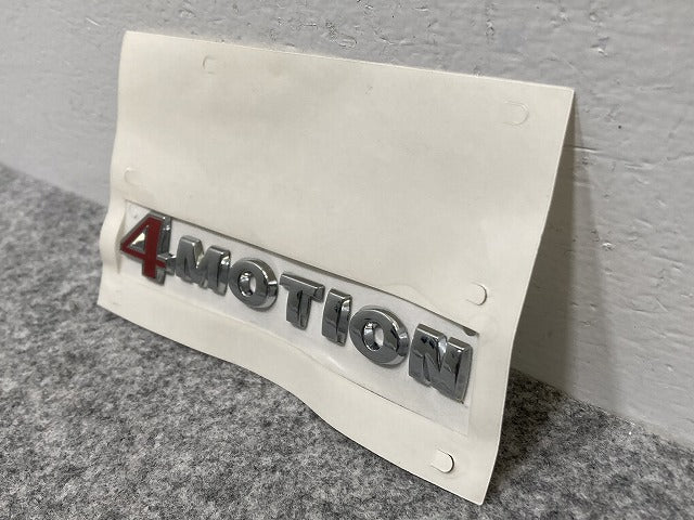 新品!パサート B5.5 純正  リアエンブレム/4MOTION 3 B0 853 675 AE 3B0853675AEGQF フォルクスワーゲン(140210)