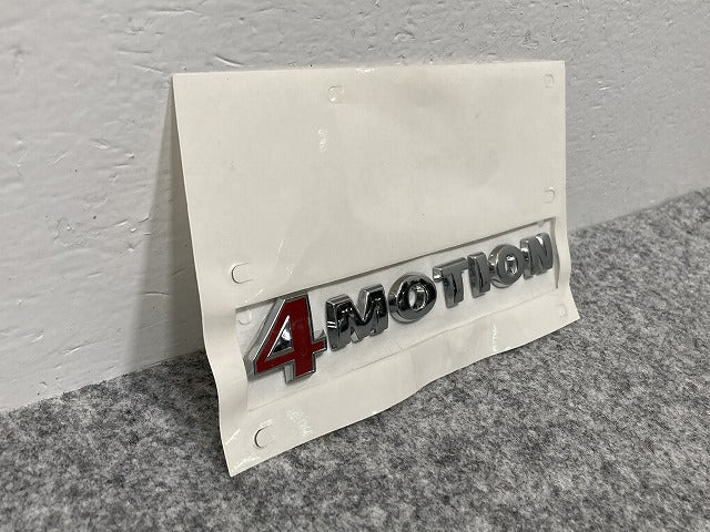 新品!パサート B5.5 純正  リアエンブレム/4MOTION 3 B0 853 675 AE 3B0853675AEGQF フォルクスワーゲン(140212)