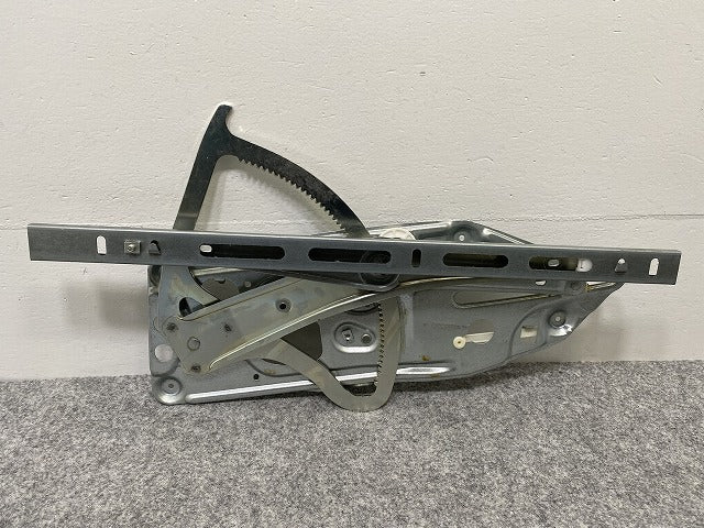 新品!Sクラス W140 純正 右 フロント ドア レギュレター A 140 720 30 46 A1407203046 メルセデスベンツ(140226)
