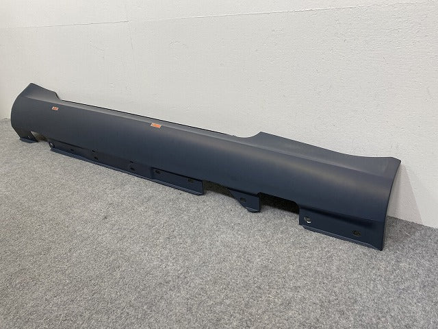 新品!SLK R171/2004-2011 純正 右 サイドステップ/サイドスカート A 171 696 02 54 A1716980254 サフ メルセデスベンツ(140228)