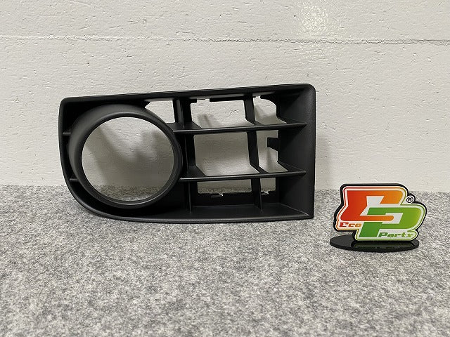 新品!ゴルフ5/GOLFⅤ 1K系/2006-2009 純正 左 フロント バンパーグリル/フォグランプカバー 1K0 853 655 C 1K0853665C9B9 VW(140231)