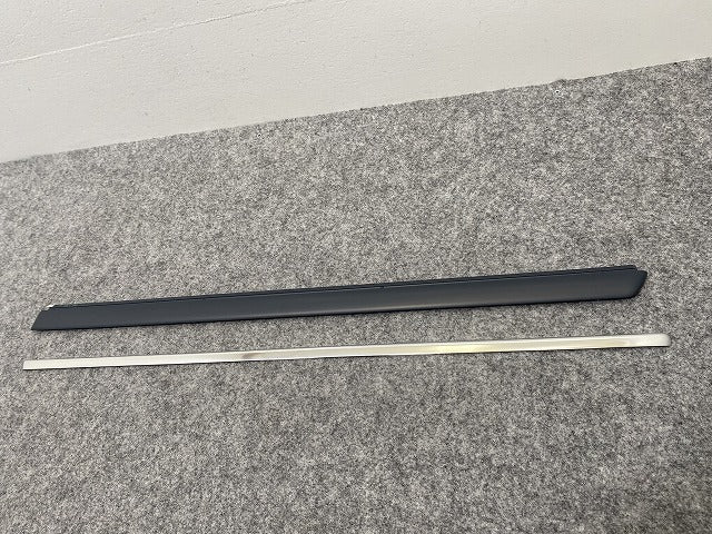 新品!パサート 3B/2001-2005 純正 左 リア ドア モール 3B0 853 753 D 3B0898573GRU 未塗装 フォルクスワーゲン(140239)