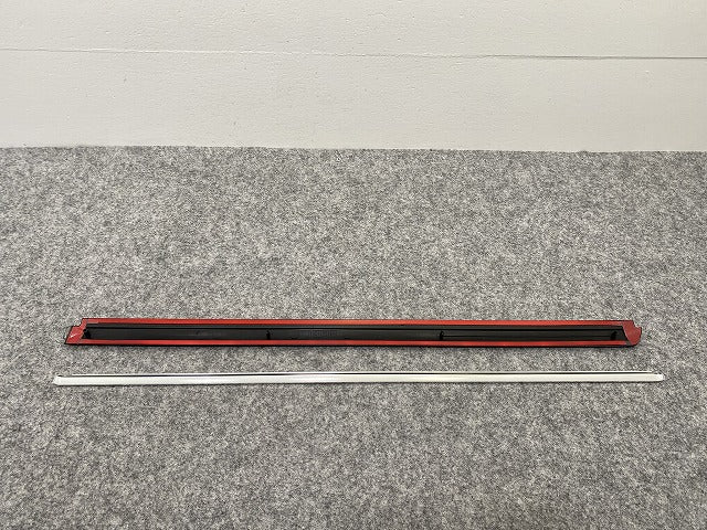 新品!パサート 3B/2001-2005 純正 右 リア ドア モール 3B0 853 754 D 3B0898574GRU 未塗装 フォルクスワーゲン(140242)