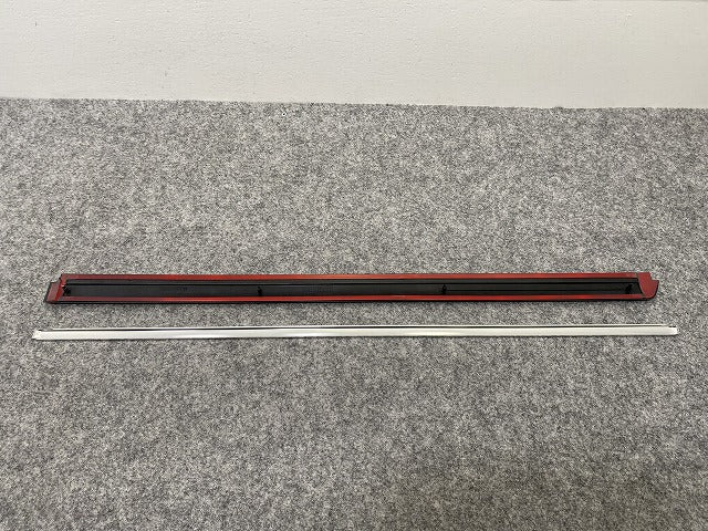 新品!パサート 3B/2001-2005 純正 右 リア ドア モール 3B0 853 754 D 3B0898574GRU 未塗装 フォルクスワーゲン(140245)