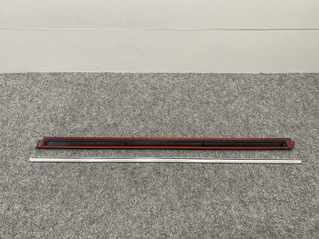 新品!パサート 3B/2001-2005 純正 右 リア ドア モール 3B0 853 754 D 3B0898574GRU 未塗装 フォルクスワーゲン(140246)