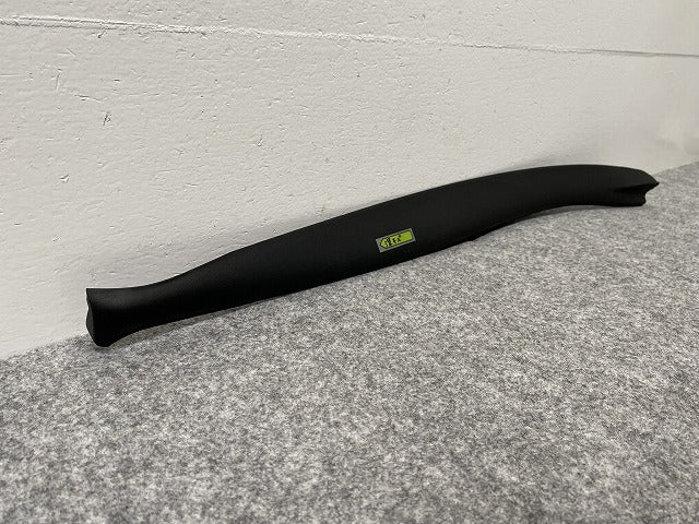 新品!ゴルフ5/GOLFⅤ 1K系 左 フロント ドア ガーニッシュ トリム 1K4 837 381 D 1K4837381D5AP フォルクスワーゲン(140273)