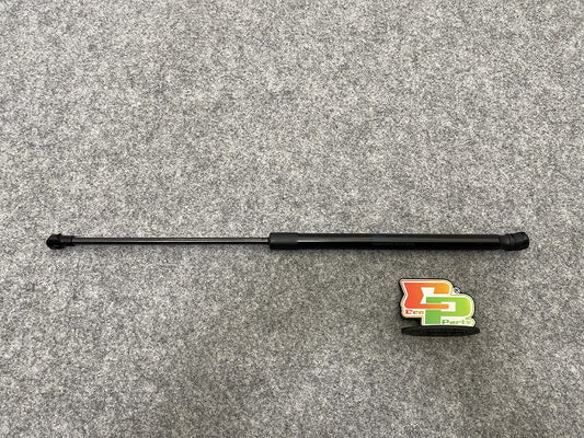 新品!ゴルフ4/GOLFⅣ 1J系 リア トランク ショック 1J6 827 550 E 1J6827550E フォルクスワーゲン(140279)