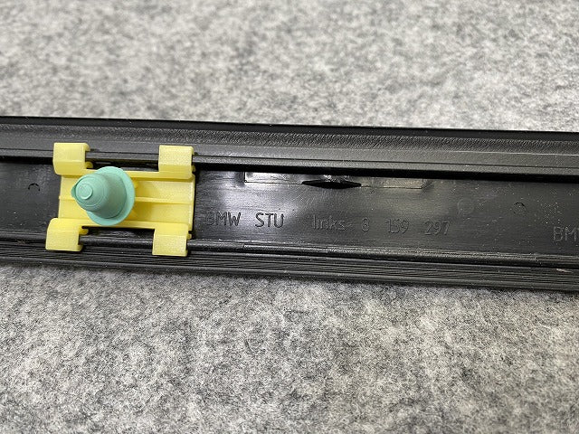 新品!5シリーズ E39 左 リア ドア モール 8 184 479 51138184479 未塗装 BMW(140287)