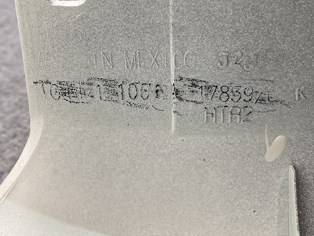 新品!ニュービートル 9C系/1999-2005 純正 右 フロント フェンダー 1C0821106FGRU ホワイト ソリッド フォルクスワーゲン(140297)