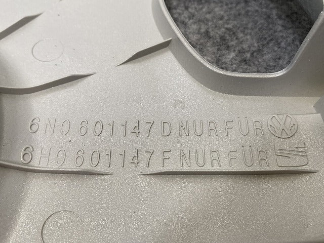 新品!ポロ/POLO/ルポ 1999-2003 純正  ホイールキャップ 14インチ 6N0601147 D/6H0601147 F 6N0601147DGJW シルバー メタリック(140306)