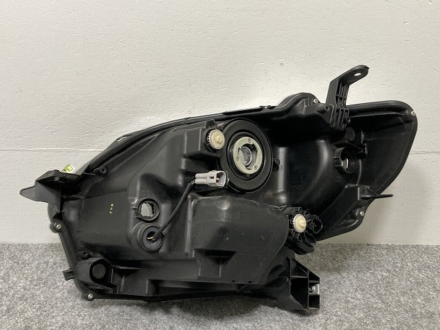 パッソ/ブーン M700A/M710A/M700S/M710S 純正 右 ヘッドライト/ランプ LED レベライザー 刻印XA KOITO 100-69027 トヨタ(140325)
