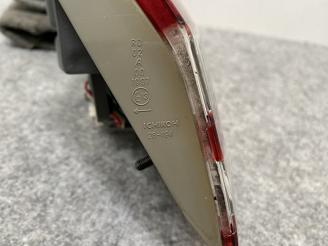 エスティマ 50系/ACR50W/ACR55W/GSR50W/GSR55W 純正 前期 左フィニッシャーランプ/テールランプ/ライト/レンズ LED ICHIKOH 28-194(140336)