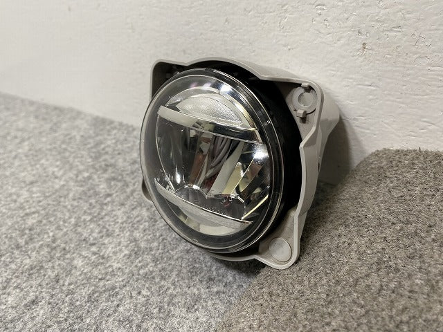 純正 左 フォグランプ/フォグライト LED ダイハツ/トヨタ/ホンダ/スバル/スズキ 汎用 KOITO 114-11092(140345)