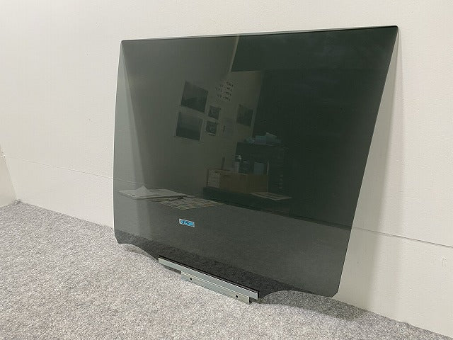 ランドクルーザー/ランクル TRJ250W/GDJ250W 純正 左 リア ガラス 43R-007953 68104-60540 トヨタ(140364)