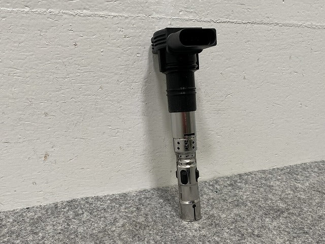 新品!トゥアレグ 7L系 純正  イグニッション コイル 077 905 115 AA 077905115AA フォルクスワーゲン(140421)