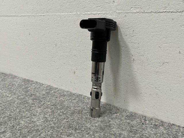 新品!トゥアレグ 7L系 純正  イグニッション コイル 077 905 115 AA 077905115AA フォルクスワーゲン(140424)