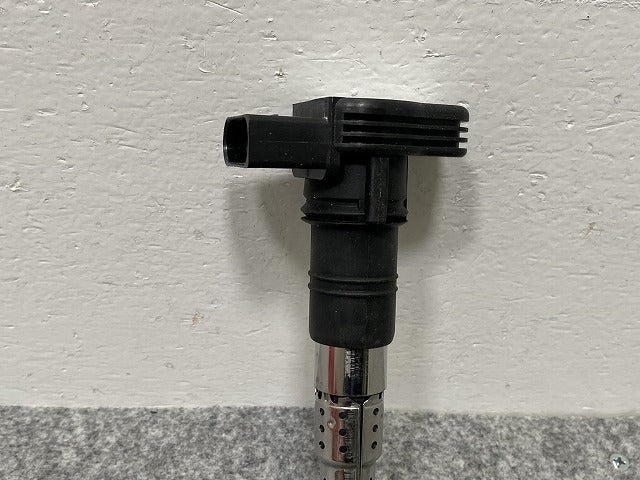 新品!トゥアレグ 7L系/2007-2010 純正  イグニッションコイル 0105381577 20115 フォルクスワーゲン(140433)