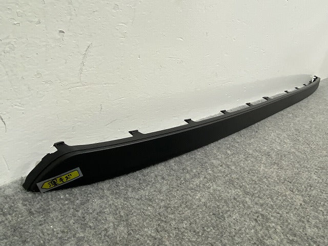 新品!ジェッタ 1K系/2006-2011 純正 リア バンパーモール 1K5 807 423 1K58074239B9 素地 フォルクスワーゲン(140440)