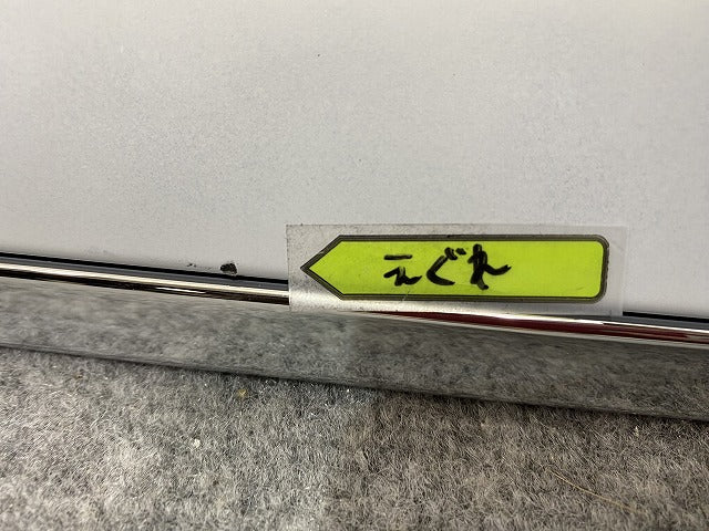新品!A8/S8 4E系 純正 右 フロント ドア モール 4E0853954DGRU サフ アウディ(140470)