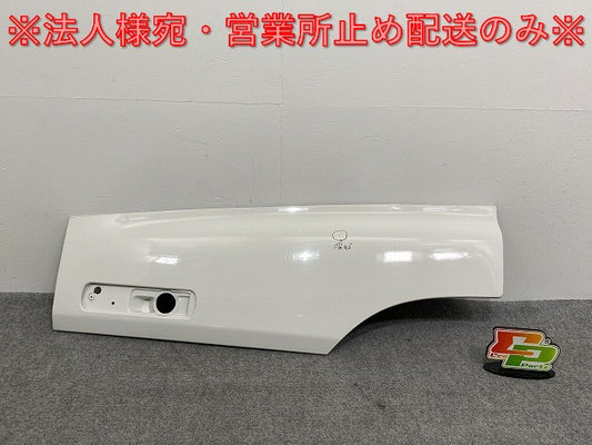 ギガ 大型 初代 1994-2015 純正 左 ドア ガーニッシュ 171268-149 ホワイト ソリッド いすゞ(140479)