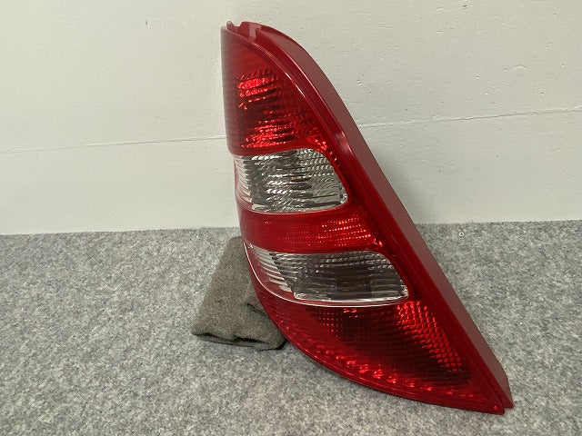 新品!Aクラス W169/A170 社外 左 テールランプ/ライト/レンズ ハロゲン ULO 3330 3017921U メルセデスベンツ(140494)