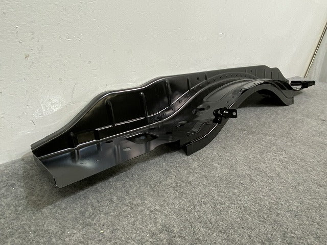 新車取り外し!Sクラス W221 純正 リア バンパー ホースメント A2216180012 2216100314 素地 メルセデスベンツ(140496)