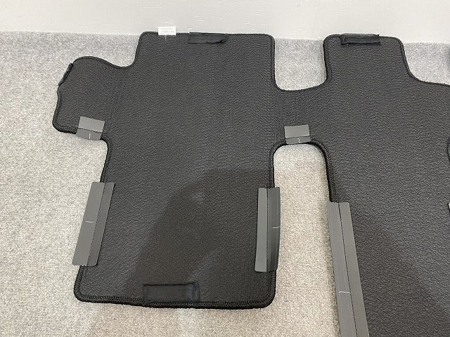 新品!フリード ハイブリッド/GB7/GB8 純正  フロア カーペット マット ブラック ホンダ(140502)