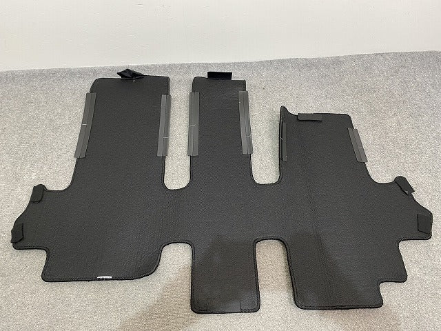 新品!フリード GB5/GB6 純正  フロア カーペット マット ブラック ホンダ(140508)