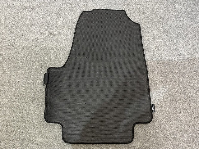 新品!N-BOX/NBOX Nボックス JF3/JF4 純正  フロア カーペット マット ブラック ホンダ(140511)