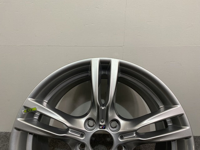 新品!3シリーズ F30/F31 純正 ホイール 1本のみ 8.5x18/ET47/5穴 5H/PCD120/ハブ径72mm 36117845881 BMW(140525)