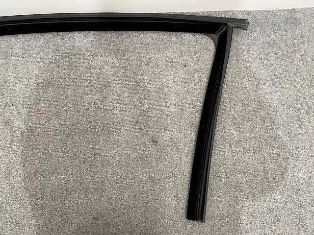 新品!ポロ/POLO 9N系 純正 左 フロント ウインドウ ガイド 150617 6Q4837431K5AP フォルクスワーゲン(140588)